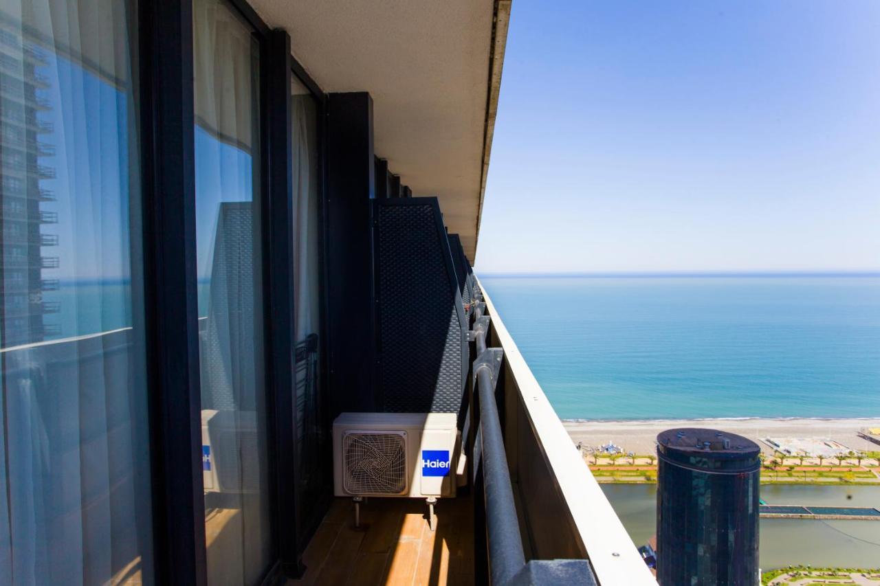 Сozy Apartment In Orbi City Batumi Exterior foto